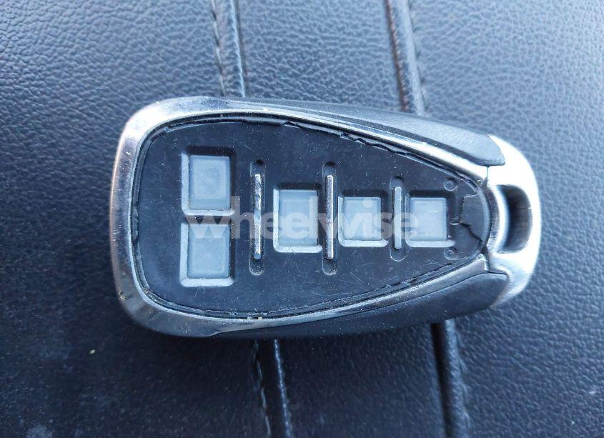 Photo 11 of 2019 Chevrolet Blazer (VIN 3GNKBBRA4KS586828)