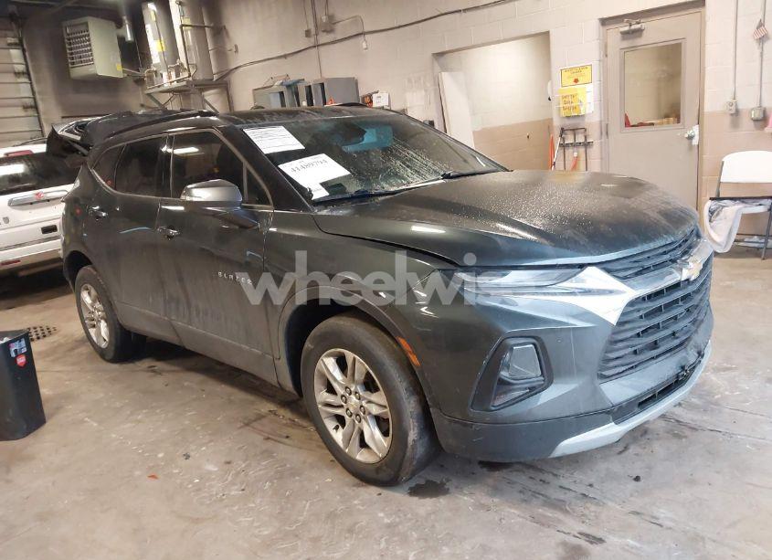 2019 Chevrolet Blazer (VIN 3GNKBBRA4KS698111) main photo