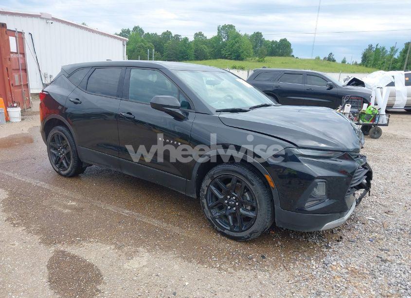 2020 Chevrolet Blazer FWD 1LT (VIN 3GNKBBRA4LS594607) main photo