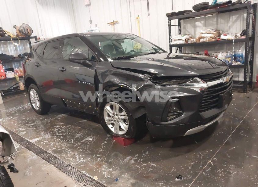 2021 Chevrolet Blazer FWD 1LT (VIN 3GNKBBRA4MS502641) main photo