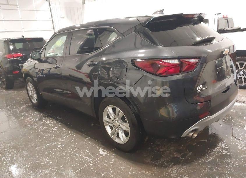 Photo 3 of 2021 Chevrolet Blazer FWD 1LT (VIN 3GNKBBRA4MS502641)