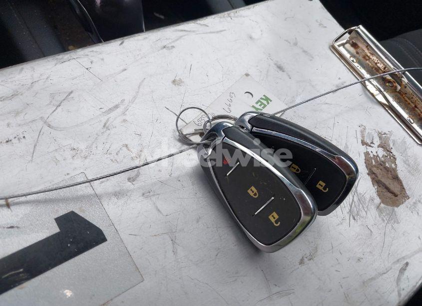 Photo 10 of 2019 Chevrolet Blazer (VIN 3GNKBBRA5KS693970)