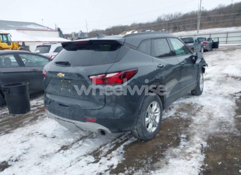 Photo 4 of 2019 Chevrolet Blazer (VIN 3GNKBBRA5KS698571)