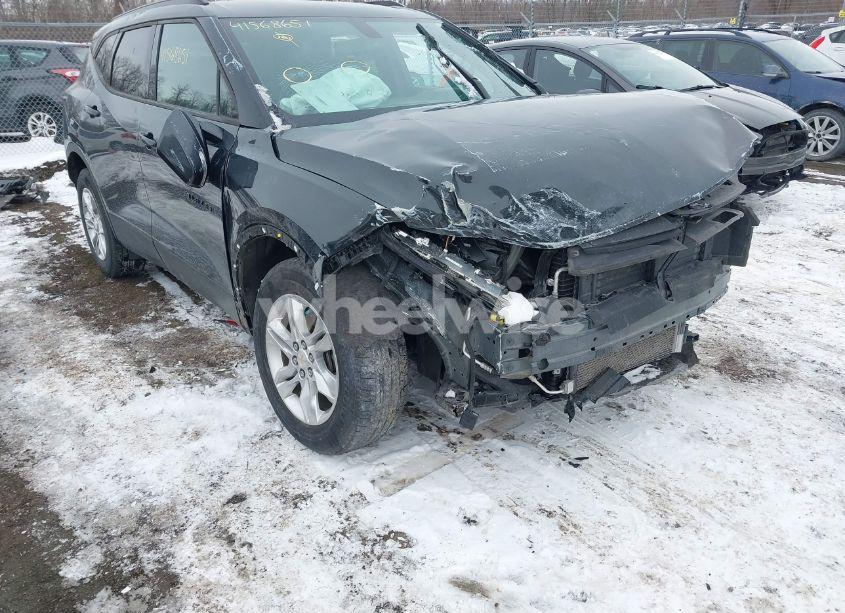 Photo 6 of 2019 Chevrolet Blazer (VIN 3GNKBBRA5KS698571)