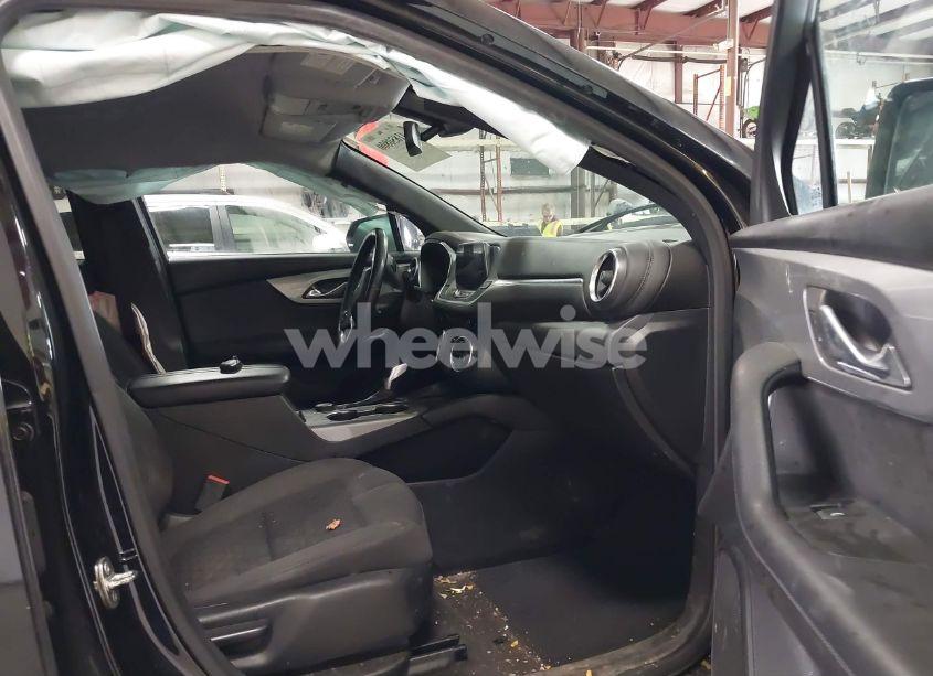 Photo 5 of 2020 Chevrolet Blazer FWD 1LT (VIN 3GNKBBRA6LS684129)