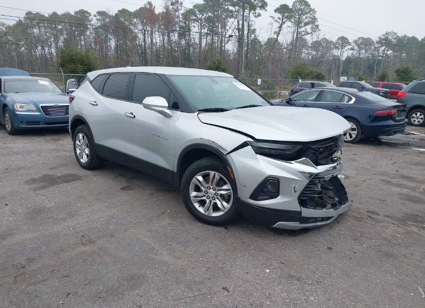 2020 Chevrolet Blazer FWD 1LT (VIN 3GNKBBRA7LS665802) main photo