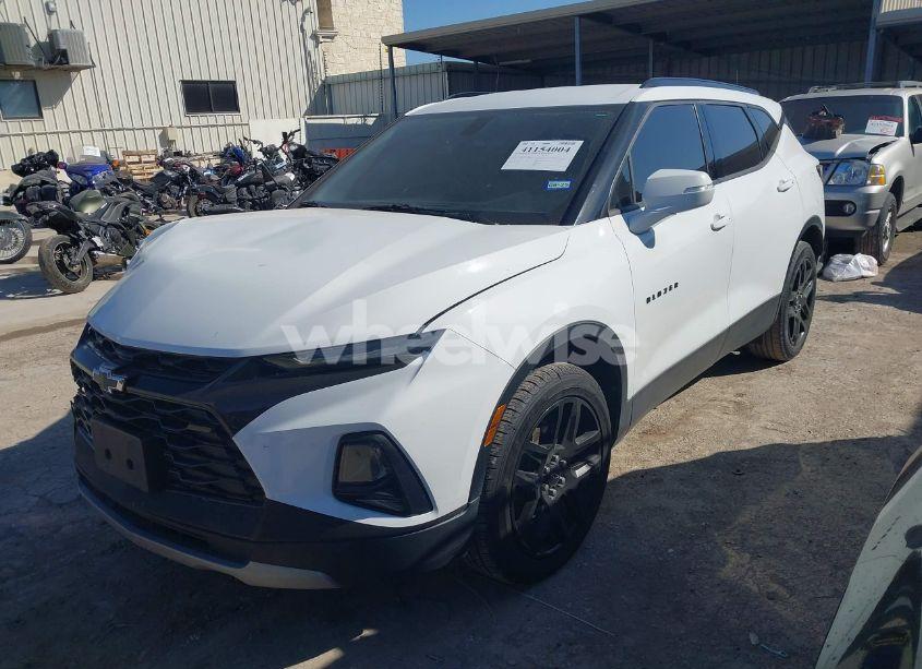 Photo 2 of 2020 Chevrolet Blazer FWD 1LT (VIN 3GNKBBRA7LS705053)