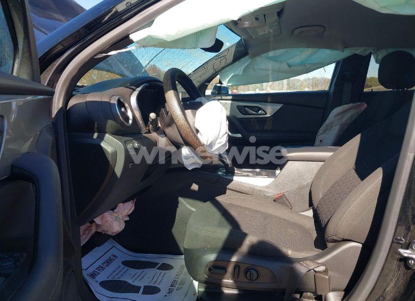 Photo 5 of 2021 Chevrolet Blazer FWD 1LT (VIN 3GNKBBRA7MS503332)