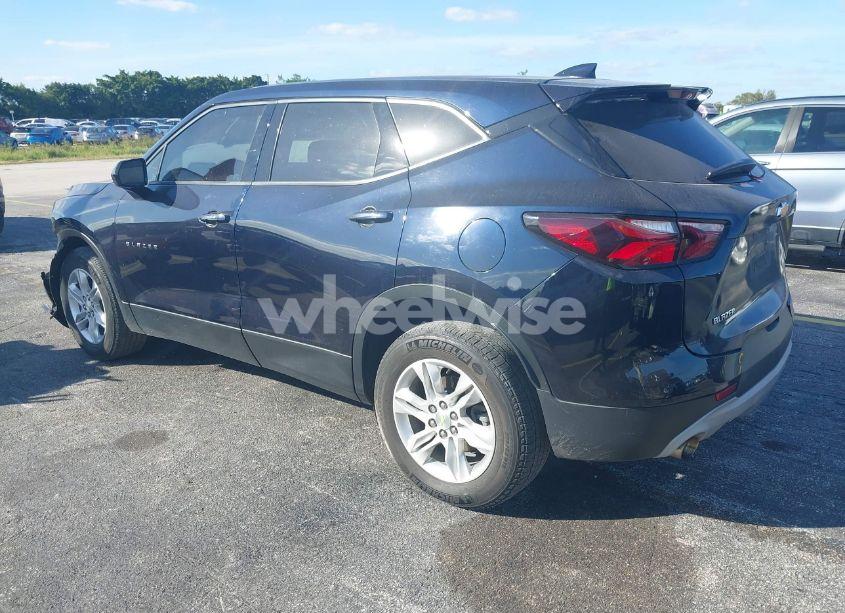 Photo 3 of 2021 Chevrolet Blazer FWD 1LT (VIN 3GNKBBRA7MS548917)