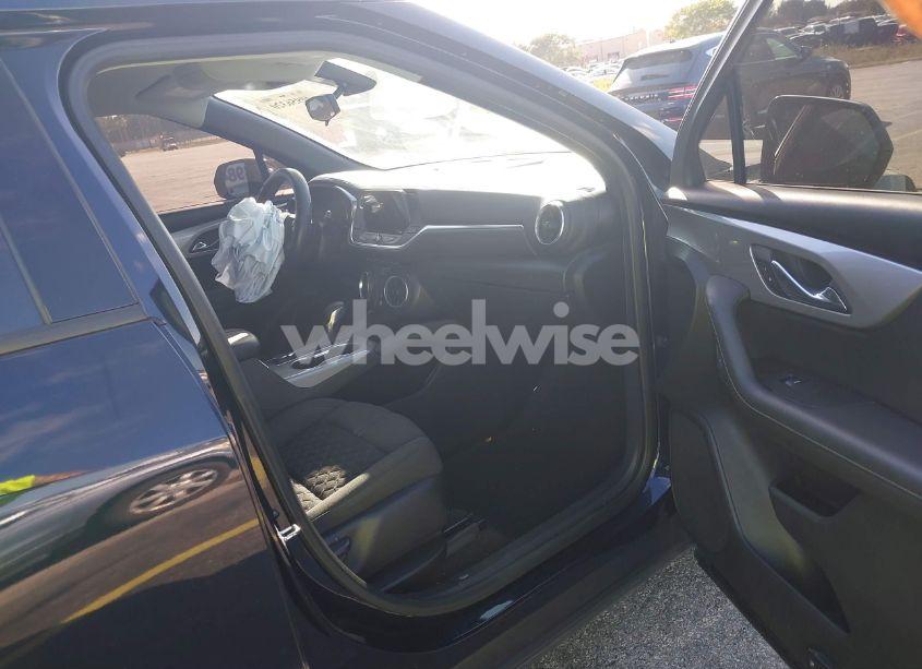 Photo 5 of 2021 Chevrolet Blazer FWD 1LT (VIN 3GNKBBRA7MS548917)