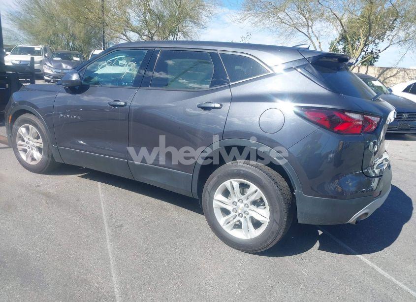 Photo 3 of 2021 Chevrolet Blazer FWD 1LT (VIN 3GNKBBRA7MS572277)