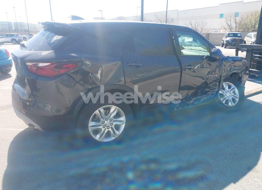 Photo 4 of 2021 Chevrolet Blazer FWD 1LT (VIN 3GNKBBRA7MS572277)