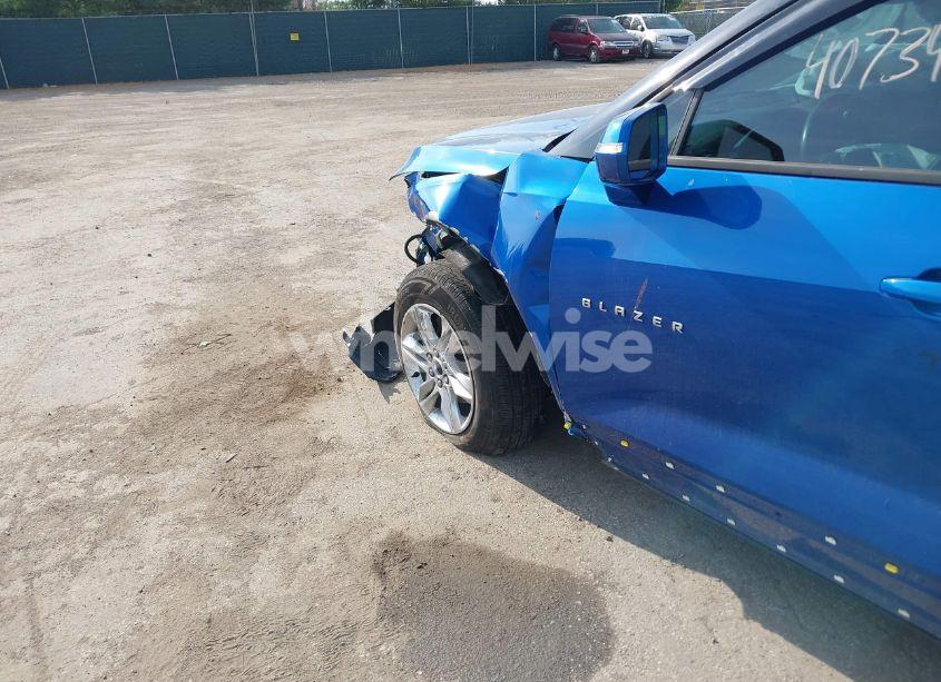 Photo 6 of 2019 Chevrolet Blazer (VIN 3GNKBBRA8KS613528)