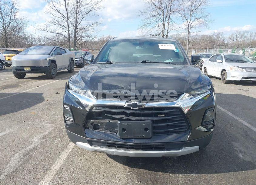 Photo 12 of 2019 Chevrolet Blazer (VIN 3GNKBBRA8KS684552)