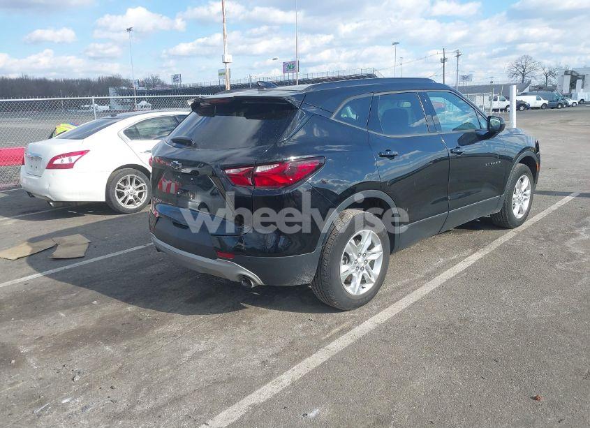 Photo 4 of 2019 Chevrolet Blazer (VIN 3GNKBBRA8KS684552)