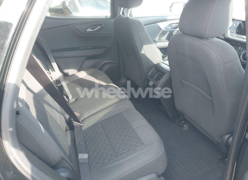 Photo 8 of 2019 Chevrolet Blazer (VIN 3GNKBBRA8KS684552)