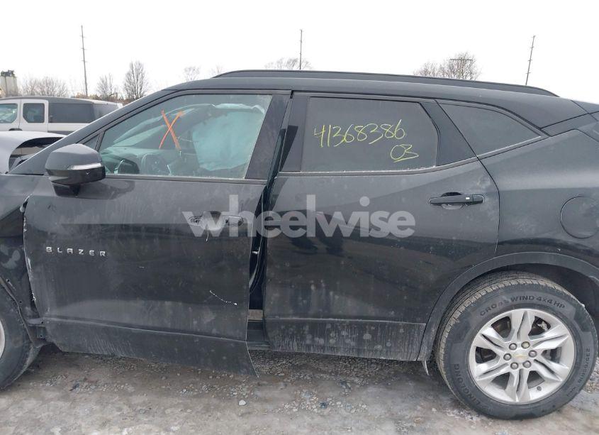 Photo 13 of 2020 Chevrolet Blazer FWD 1LT (VIN 3GNKBBRA8LS531882)