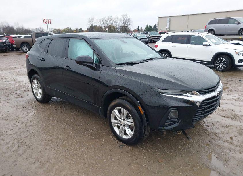 2020 Chevrolet Blazer FWD 1LT (VIN 3GNKBBRA8LS544910) main photo