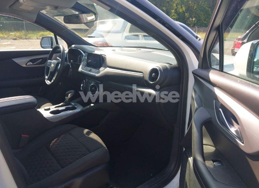 Photo 5 of 2021 Chevrolet Blazer FWD 1LT (VIN 3GNKBBRA8MS566407)