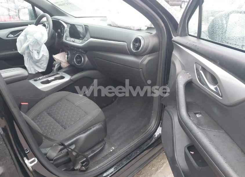 Photo 5 of 2021 Chevrolet Blazer FWD 1LT (VIN 3GNKBBRA8MS581070)