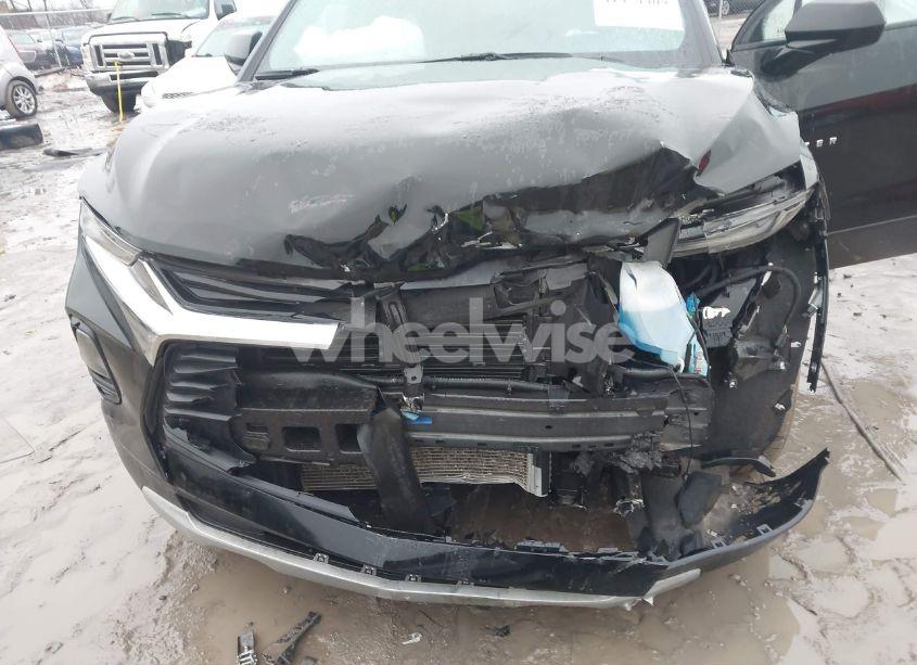 Photo 6 of 2021 Chevrolet Blazer FWD 1LT (VIN 3GNKBBRA8MS581070)