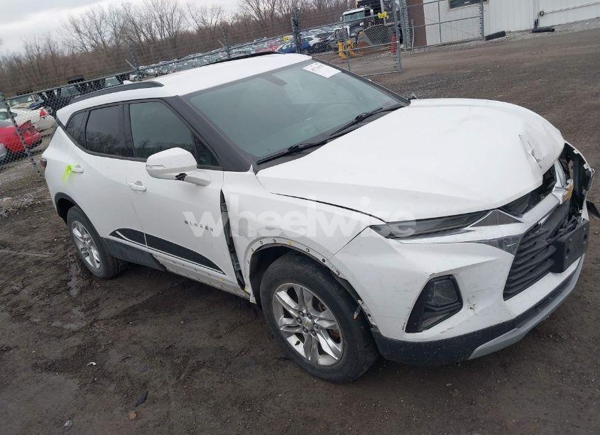 2019 Chevrolet Blazer (VIN 3GNKBBRA9KS683863) main photo