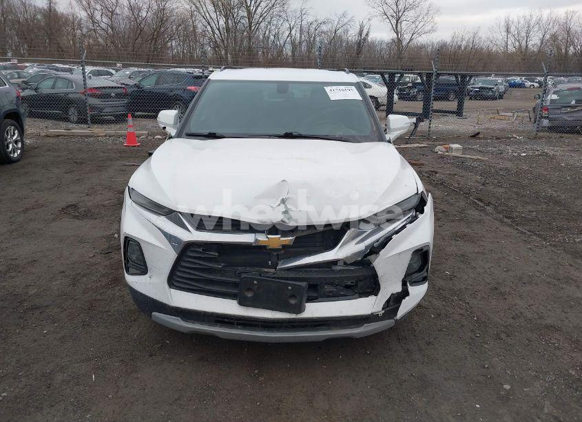 Photo 12 of 2019 Chevrolet Blazer (VIN 3GNKBBRA9KS683863)