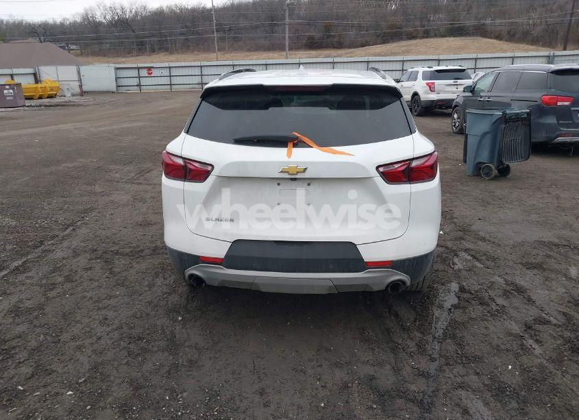 Photo 16 of 2019 Chevrolet Blazer (VIN 3GNKBBRA9KS683863)