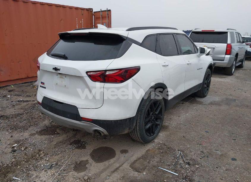 Photo 4 of 2019 Chevrolet Blazer (VIN 3GNKBBRAXKS656090)