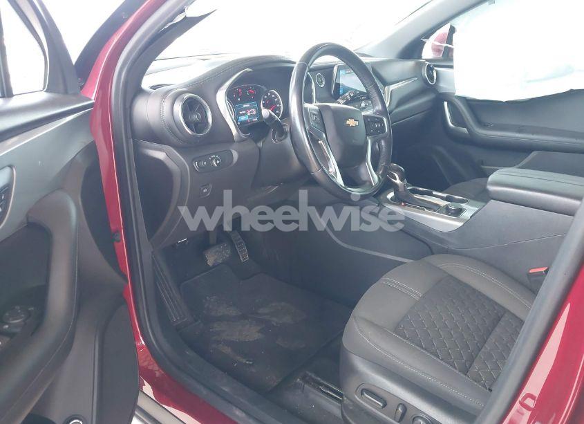 Photo 5 of 2019 Chevrolet Blazer (VIN 3GNKBBRAXKS693222)