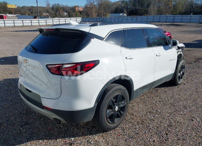 Photo 4 of 2020 Chevrolet Blazer FWD 1LT (VIN 3GNKBBRAXLS549039)