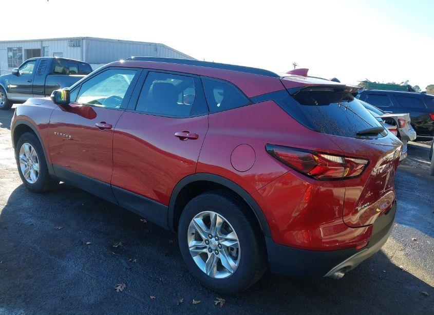 Photo 3 of 2021 Chevrolet Blazer FWD 1LT (VIN 3GNKBBRAXMS534848)