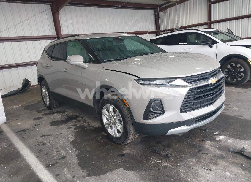 2021 Chevrolet Blazer FWD 2LT (VIN 3GNKBCR40MS504547) main photo