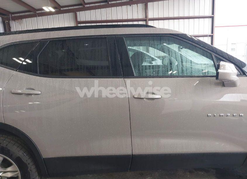 Photo 14 of 2021 Chevrolet Blazer FWD 2LT (VIN 3GNKBCR40MS504547)