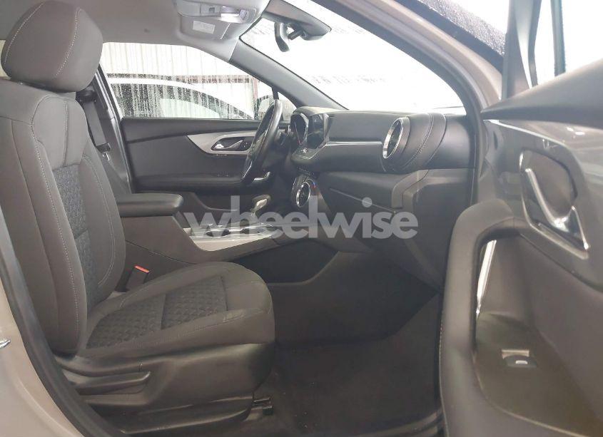 Photo 5 of 2021 Chevrolet Blazer FWD 2LT (VIN 3GNKBCR40MS504547)