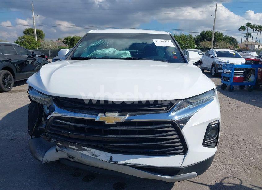 Photo 12 of 2022 Chevrolet Blazer FWD 2LT (VIN 3GNKBCR40NS144570)