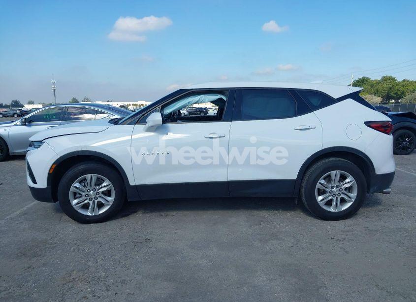 Photo 14 of 2022 Chevrolet Blazer FWD 2LT (VIN 3GNKBCR40NS144570)
