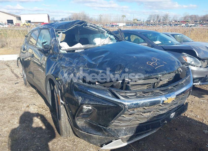 Photo 6 of 2024 Chevrolet Blazer FWD 2LT (VIN 3GNKBCR40RS280493)