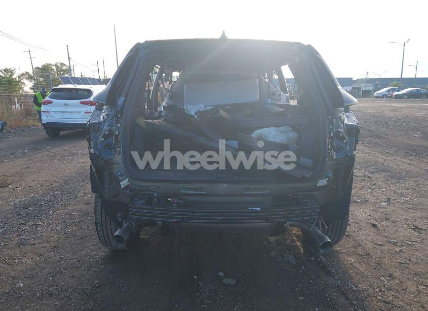 Photo 17 of 2024 Chevrolet Blazer FWD 2LT (VIN 3GNKBCR40RS281692)