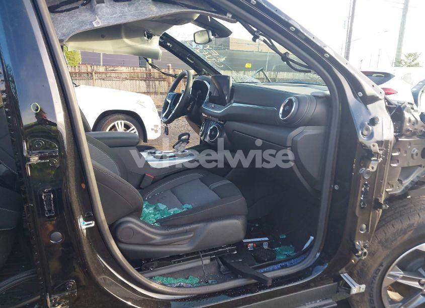 Photo 5 of 2024 Chevrolet Blazer FWD 2LT (VIN 3GNKBCR40RS281692)