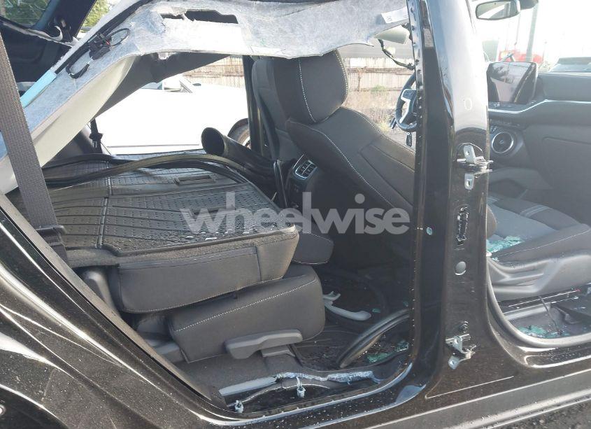 Photo 8 of 2024 Chevrolet Blazer FWD 2LT (VIN 3GNKBCR40RS281692)