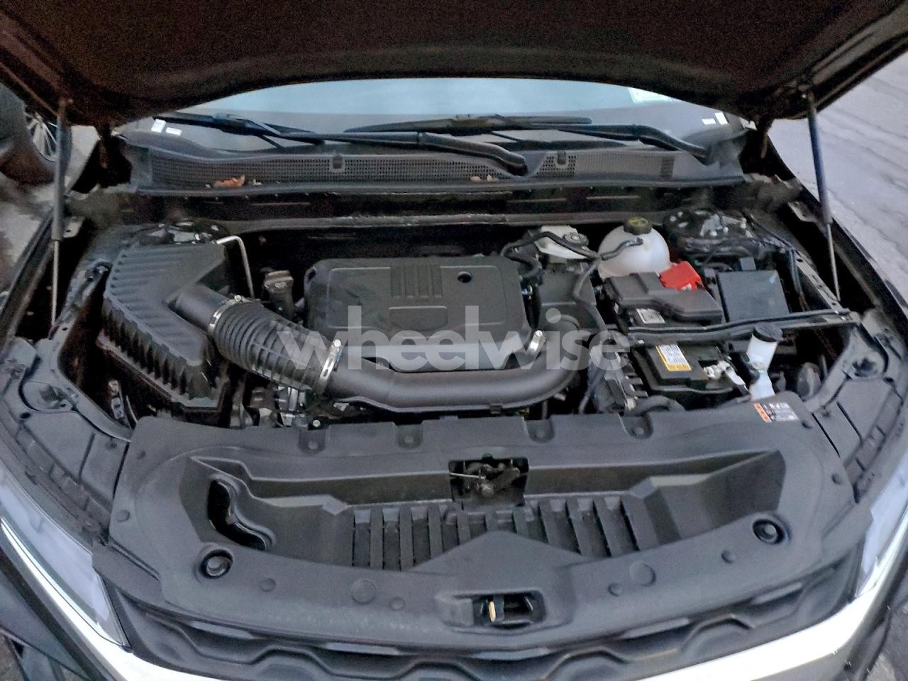 Photo 12 of 2025 CHEVROLET BLAZER 2LT (VIN 3GNKBCR40SS217271)