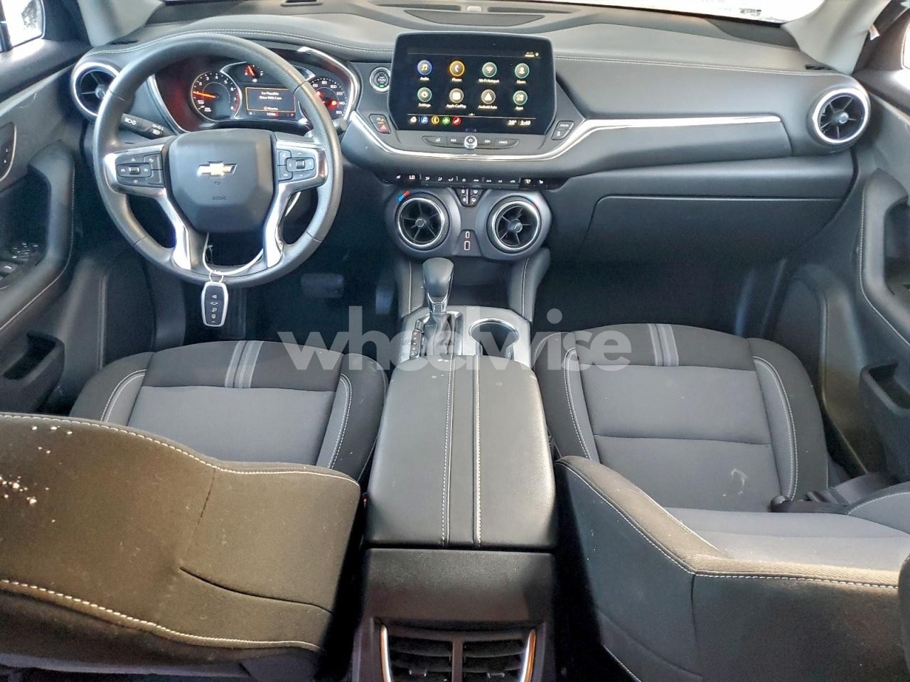 Photo 8 of 2025 CHEVROLET BLAZER 2LT (VIN 3GNKBCR40SS217271)