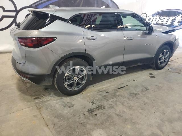 Photo 3 of 2025 CHEVROLET BLAZER 2LT (VIN 3GNKBCR40SS255132)