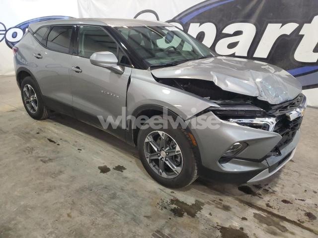 Photo 4 of 2025 CHEVROLET BLAZER 2LT (VIN 3GNKBCR40SS255132)
