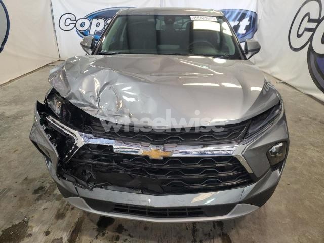 Photo 5 of 2025 CHEVROLET BLAZER 2LT (VIN 3GNKBCR40SS255132)
