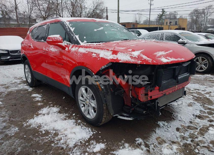 2022 Chevrolet Blazer FWD 2LT (VIN 3GNKBCR41NS132122) main photo