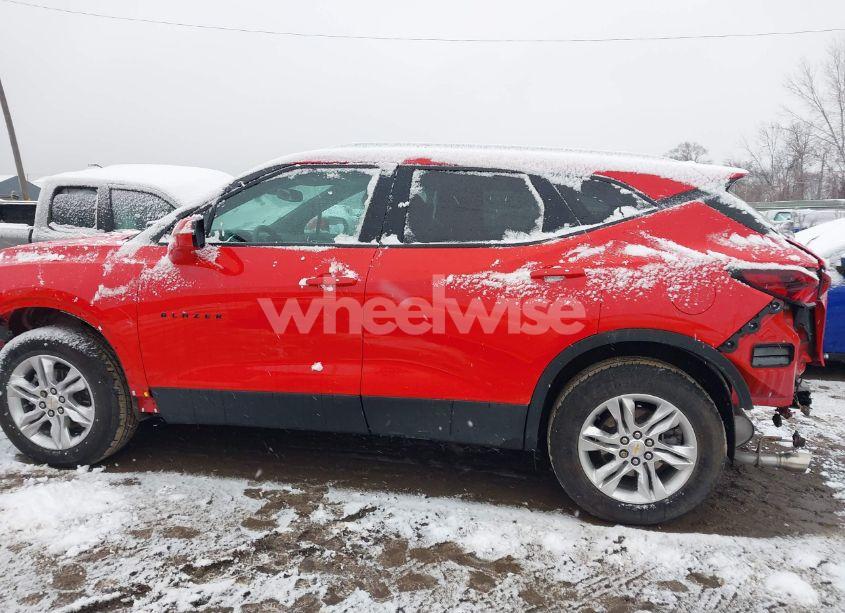 Photo 15 of 2022 Chevrolet Blazer FWD 2LT (VIN 3GNKBCR41NS132122)