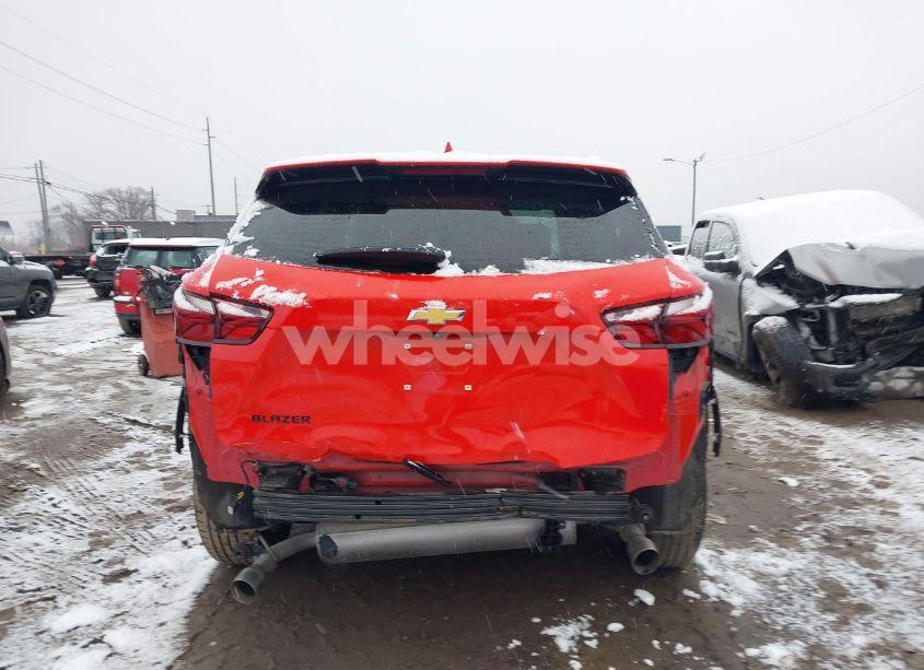 Photo 17 of 2022 Chevrolet Blazer FWD 2LT (VIN 3GNKBCR41NS132122)