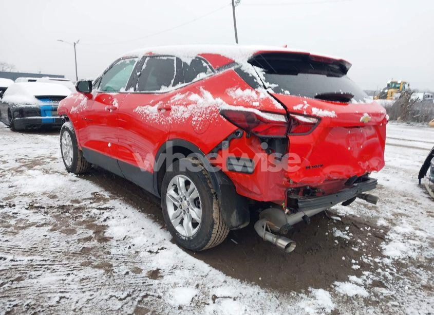 Photo 3 of 2022 Chevrolet Blazer FWD 2LT (VIN 3GNKBCR41NS132122)